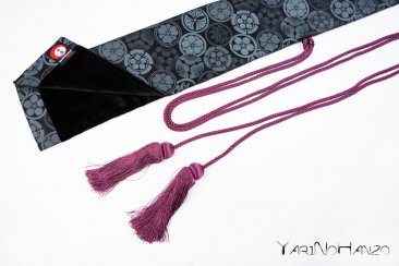 Katana Bukuro Kamon (fondo scuro) | YariNoHanzo Handmade